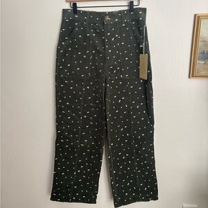 TROVATA Birds of Paradis Green Corduroy Embroidered Floral Pants Womens size 10